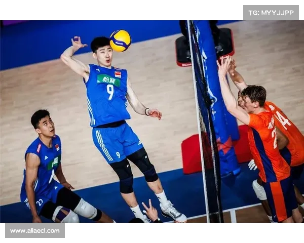 荷兰男排队长赞西安球迷热情超乎预期表现 荷兰男排队长赞西安球迷热情超乎预期表现